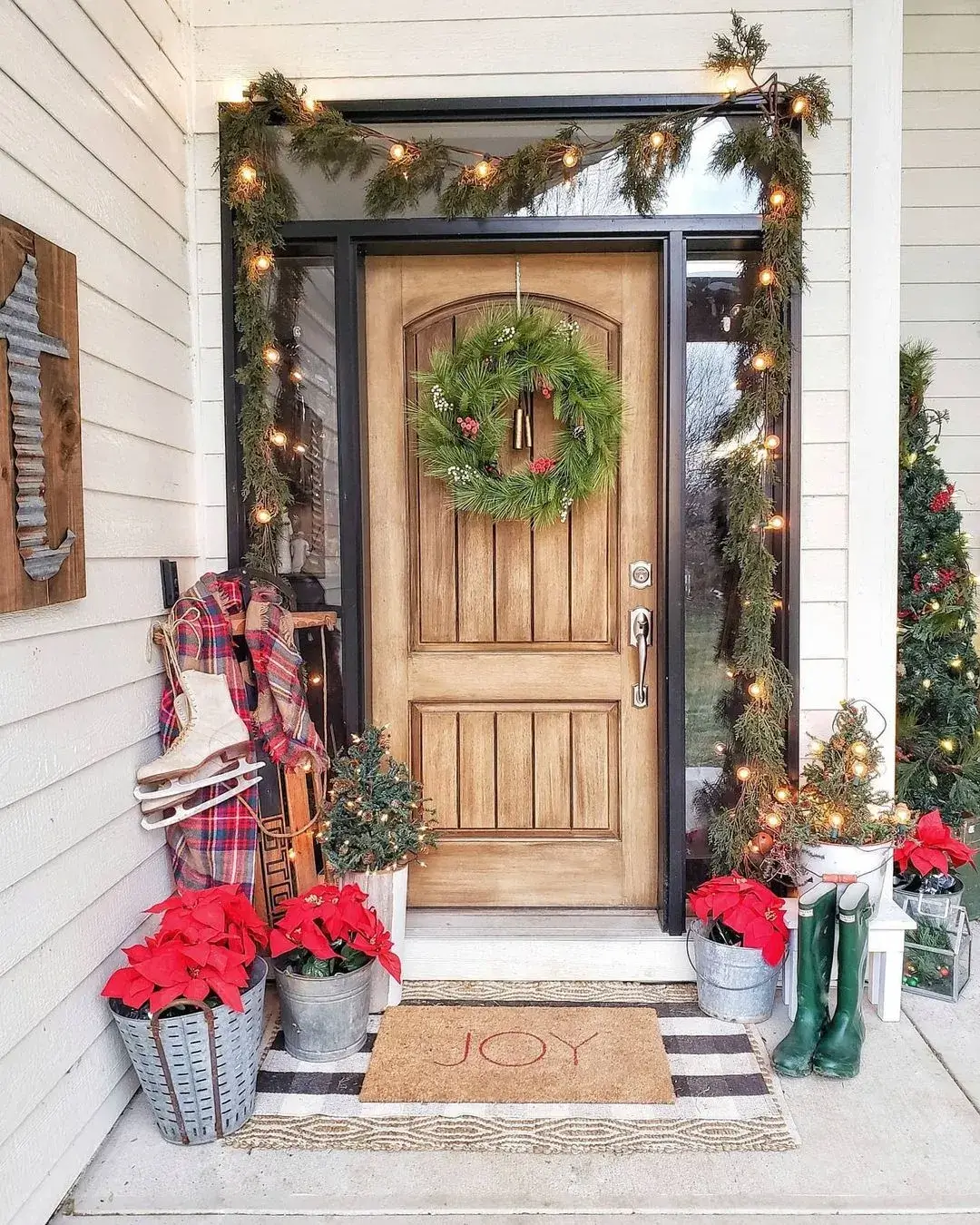 Beautify your front porch with 43 amazing winter decorating ideas - 283