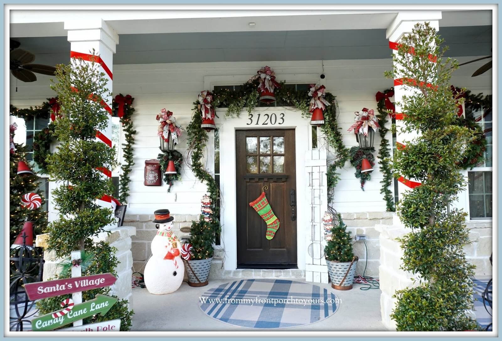 Beautify your front porch with 43 amazing winter decorating ideas - 303