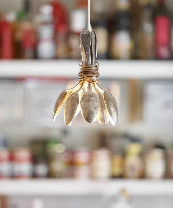 24 inspirational DIY ideas for lamps and chandeliers from old household items - 161