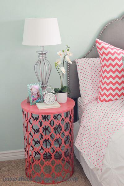 20 brilliant and cheap bedside table ideas - 147