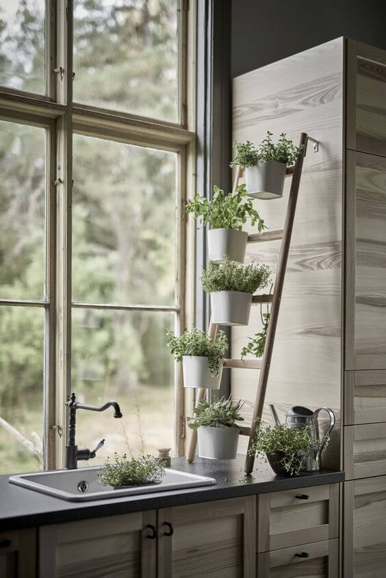 25 simple and easy ideas for decorating the windowsill - 169