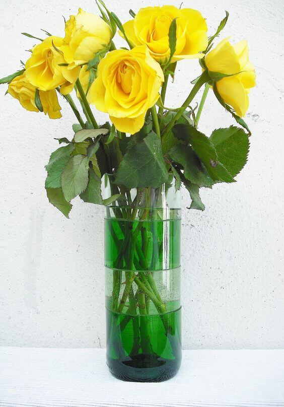 20 easiest DIY vase ideas to display your cut flowers - 149