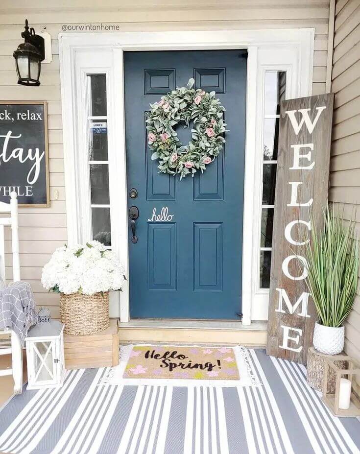 Beautify your front porch with 43 amazing winter decorating ideas - 339