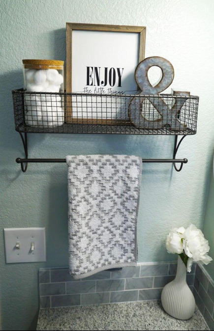 Creative and Cool DIY Bathroom Shelves Ideas - 17