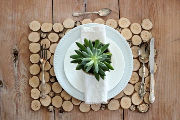 22 Creative Wood Slice Decorating Projects for Rustic Charm