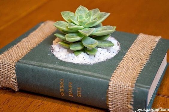 22 genius ways to recycle old books - 153