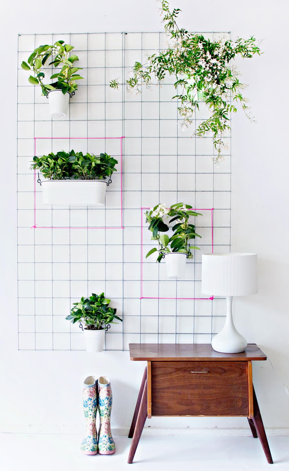 23 impressive hanging vases and planters ideas to decorate your boring wall - 83