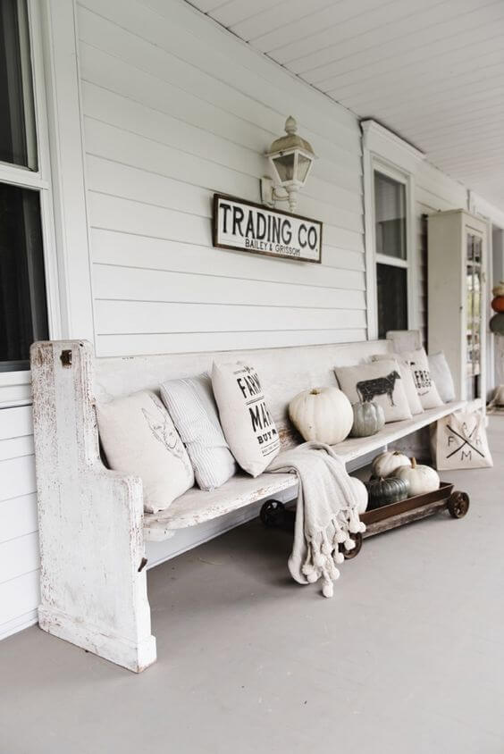 30 beautiful porch decorations for fall - 245