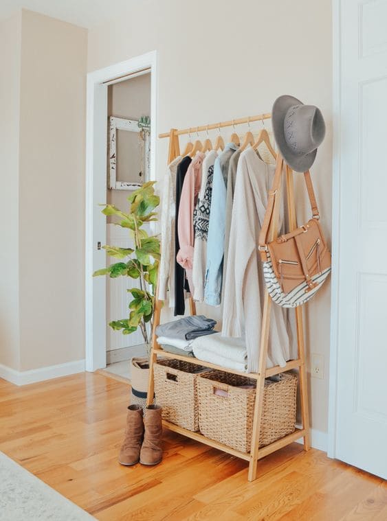 25 Clever Bedroom Storage Ideas for Clothes - 73
