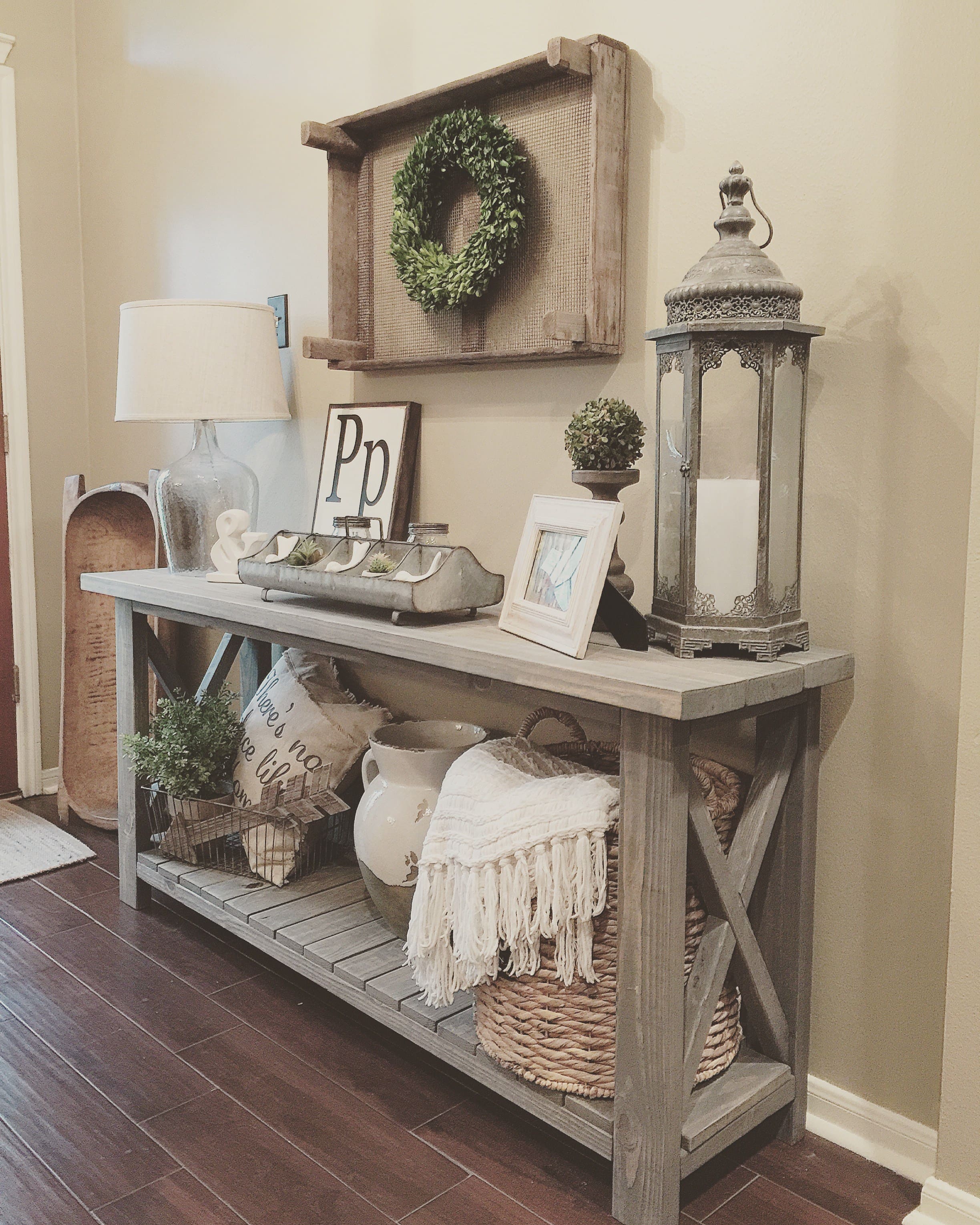 25 cozy and welcoming farmhouse entryway ideas - 83
