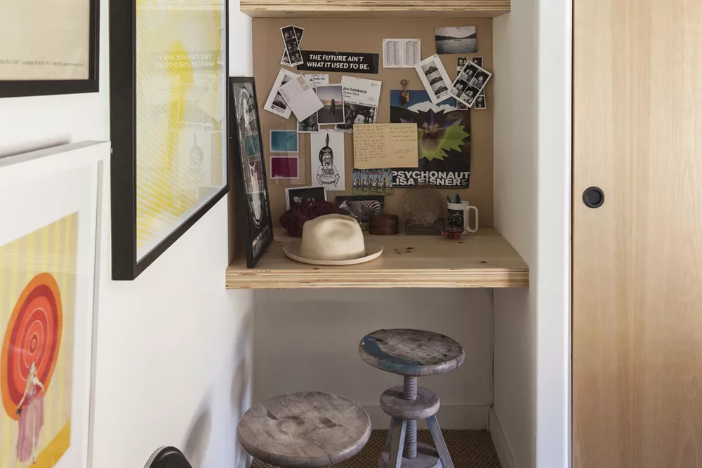 20 Stylish Small Home Office Ideas - 67
