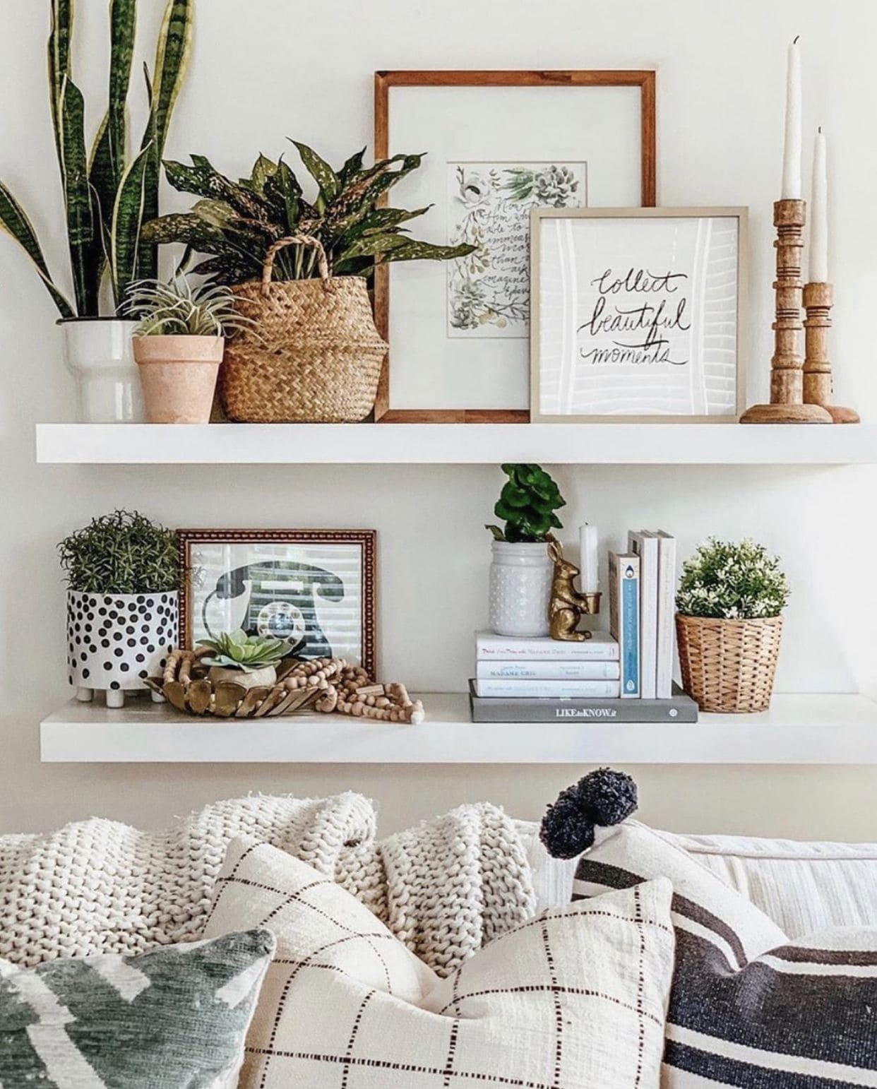 25 incredibly beautiful floating shelves for the living room - 73