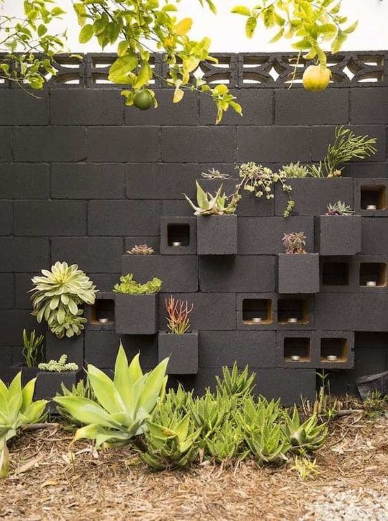 22 Awesome Cinder Block Garden Ideas - 141