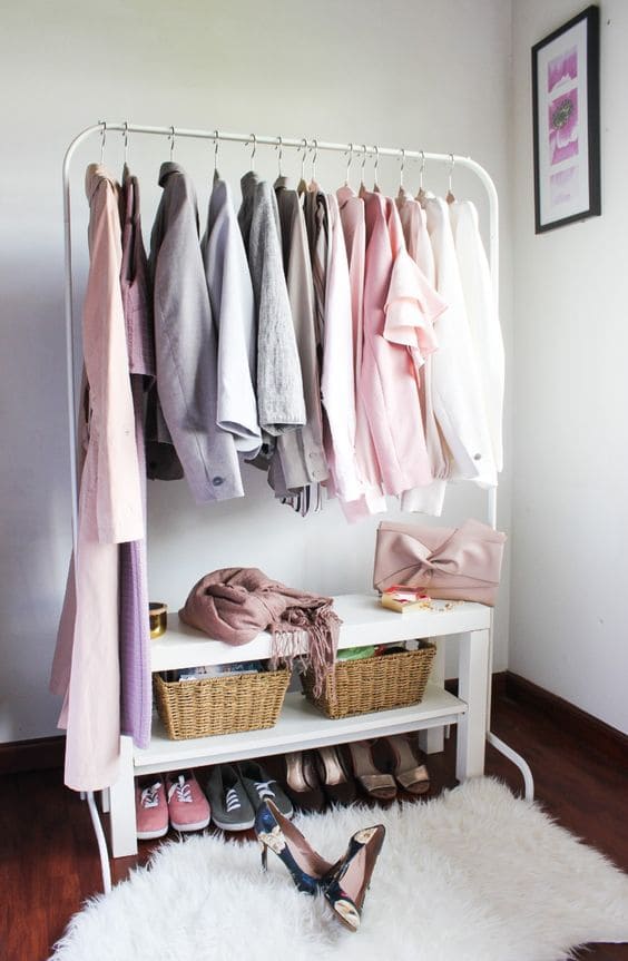 25 Clever Bedroom Storage Ideas for Clothes - 81