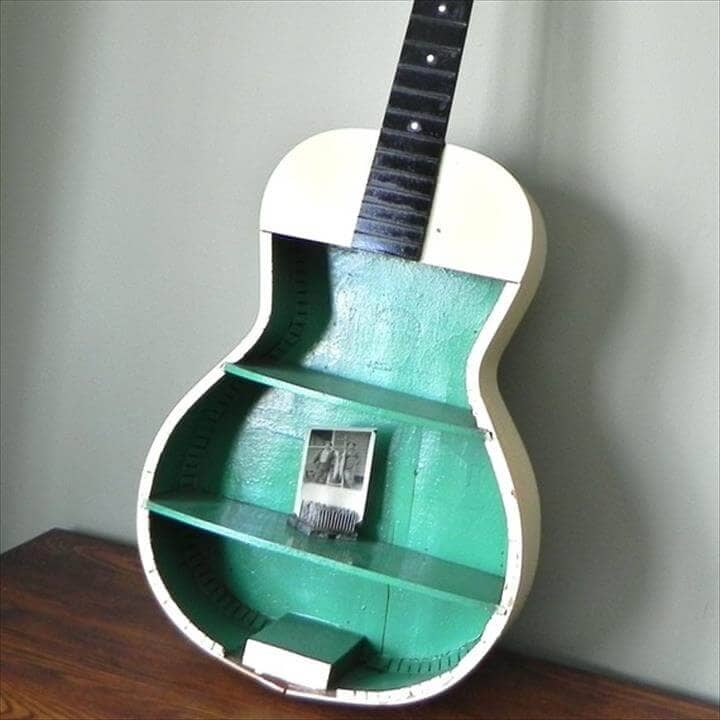Do it yourself old guitar projects to decorate your home - 71