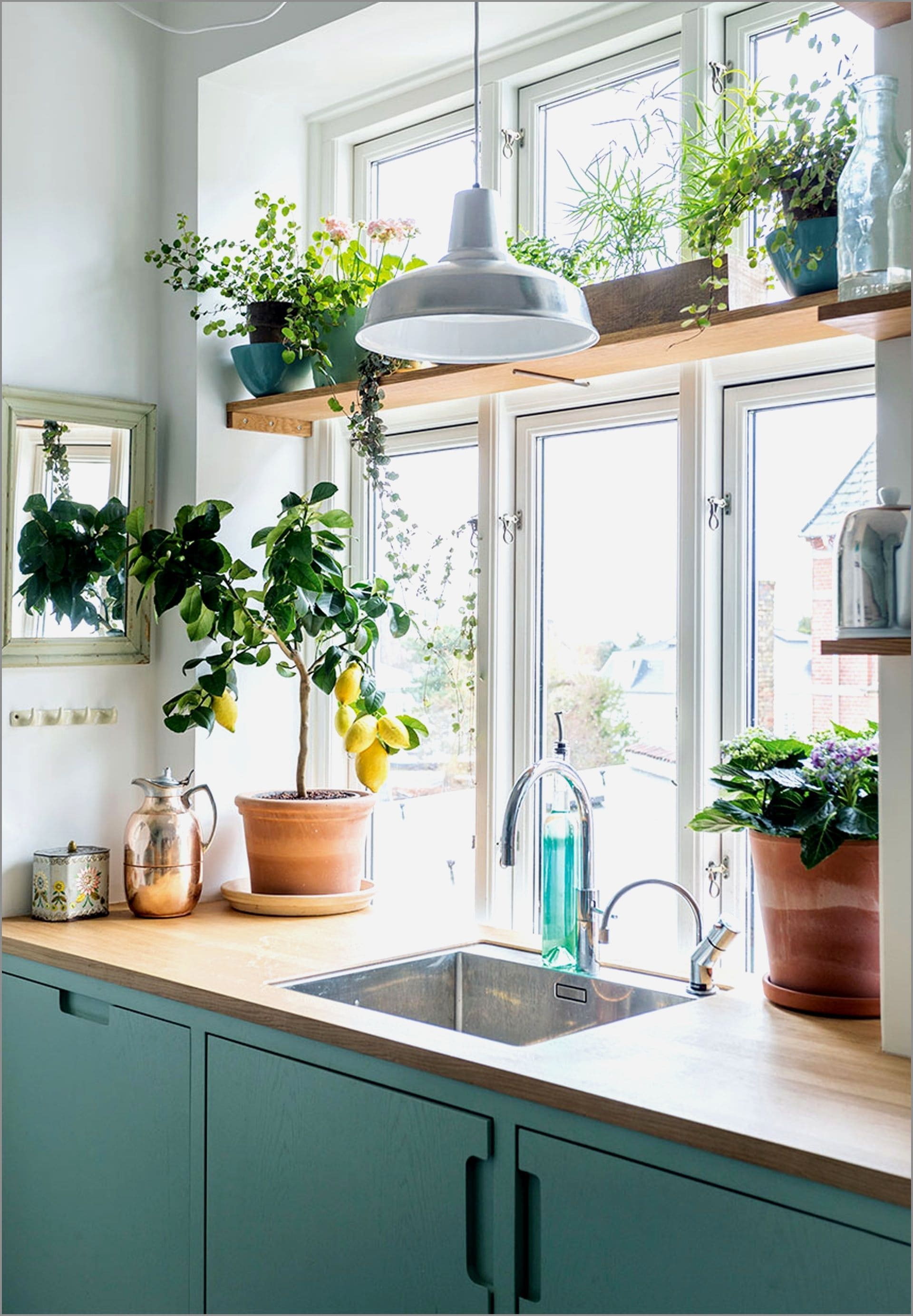 25 creative kitchen window decor ideas you'll fall for - 73